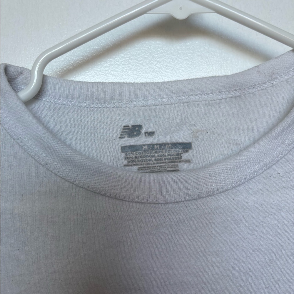 New Balance Men's Gray T-Shirt - Picture 2 of 3